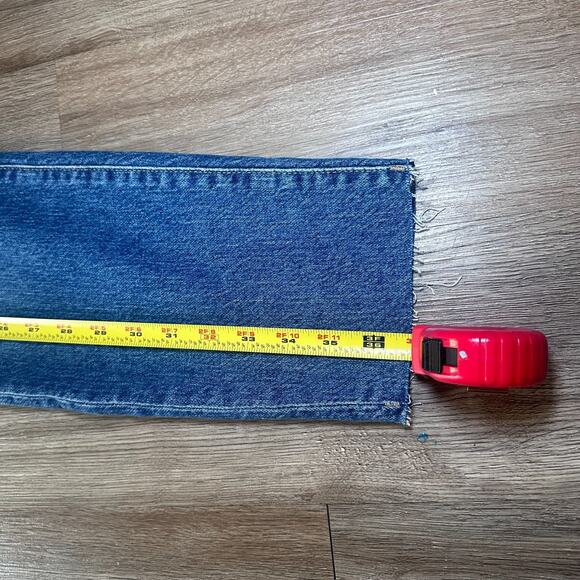 NWT Good American Good Classic Crystal Fringe Jeans Size 4/27 Medium Wash Raw - Picture 8 of 10